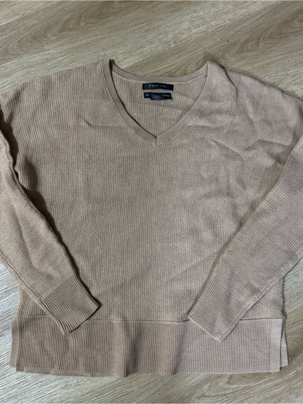 Tahari Women's V-Neck Sweater in Light Taupe Size XS